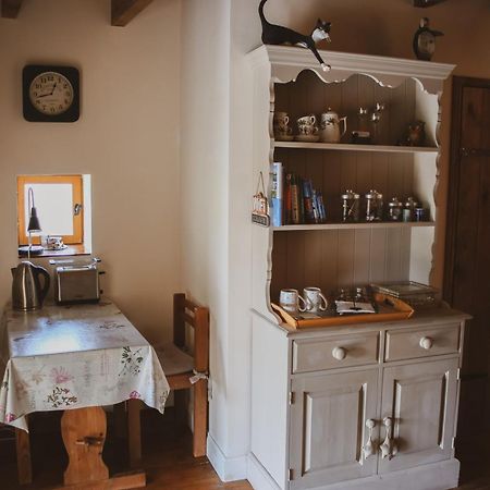 Hostal Les Puvinieres Breuil-Barret Exterior foto
