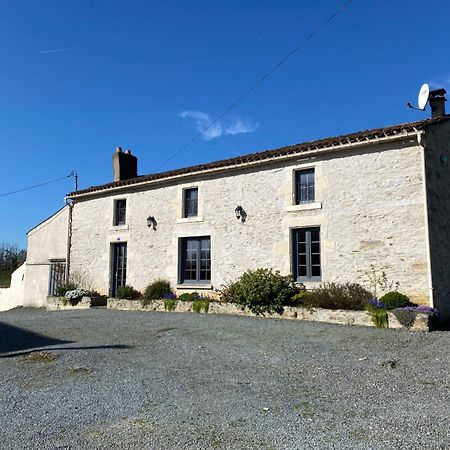 Hostal Les Puvinieres Breuil-Barret Exterior foto