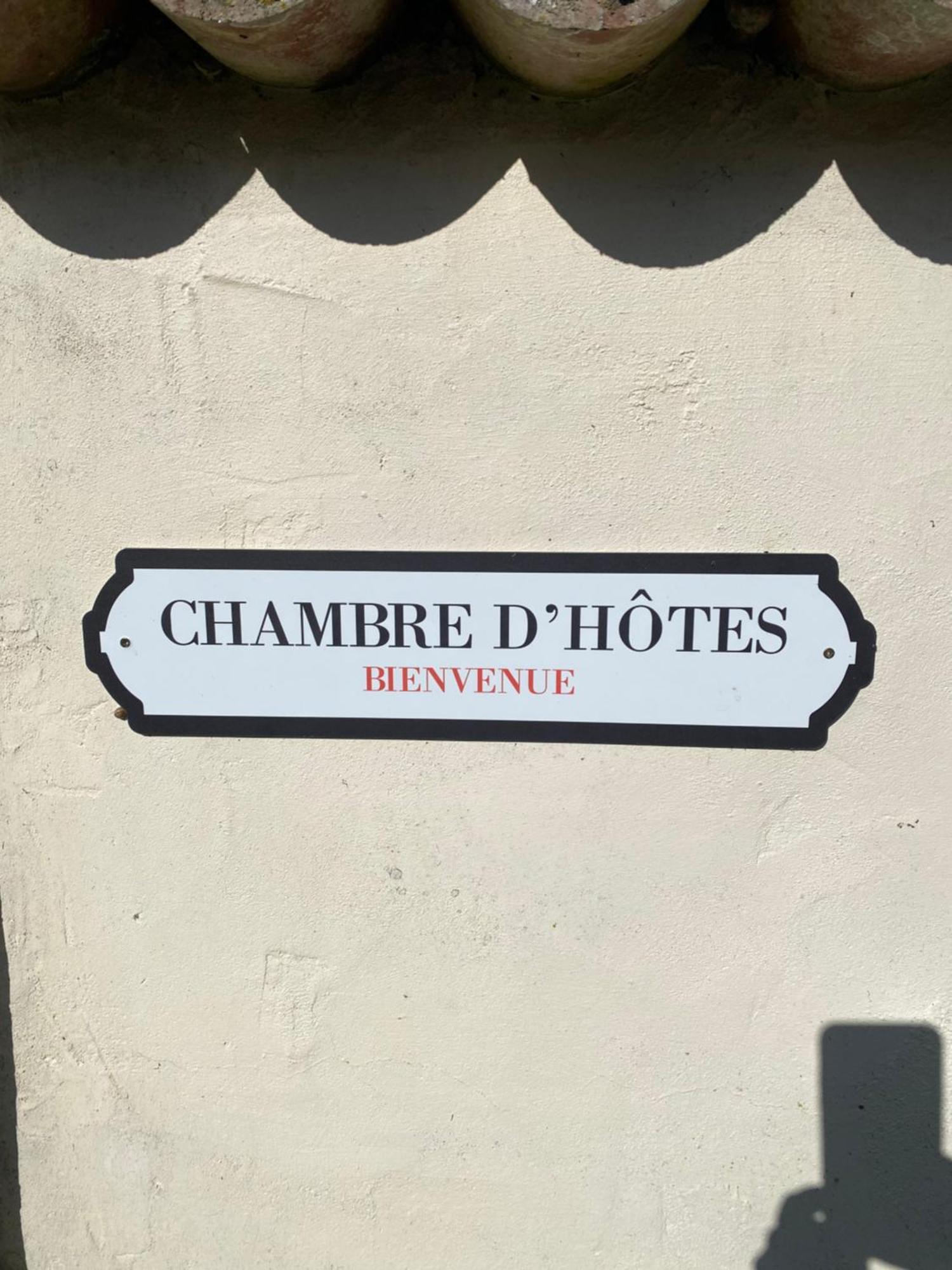 Hostal Les Puvinieres Breuil-Barret Exterior foto